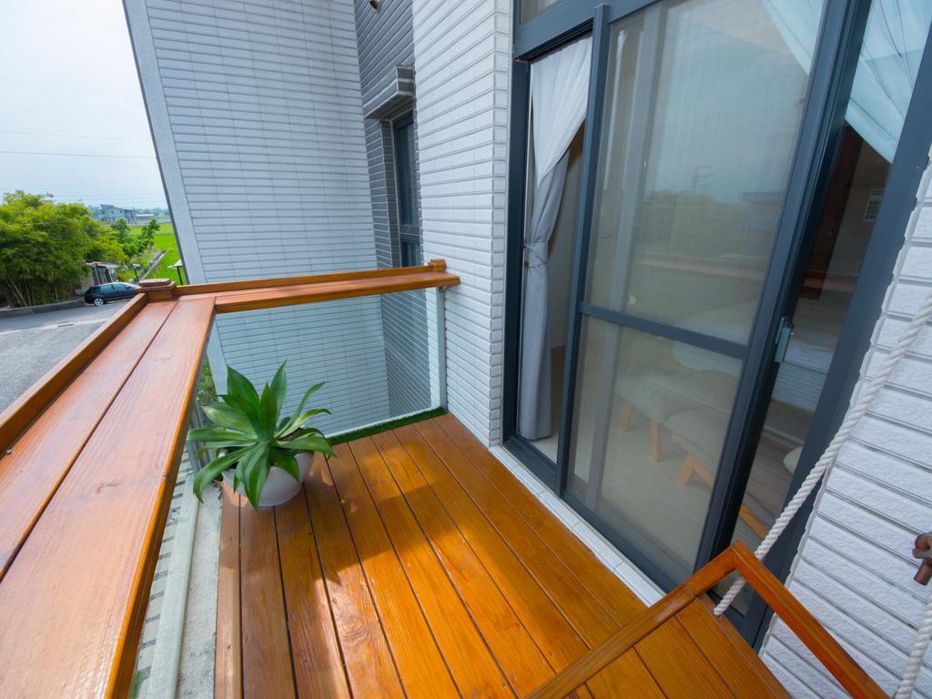 極簡旅行民宿 Simple Travel B&B Wujie Exterior foto